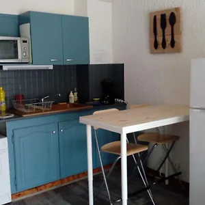  Appartement Meublé Aux Sablettes Sur France